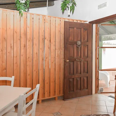 Beautiful In Holiday home Chiaramonte Gulfi